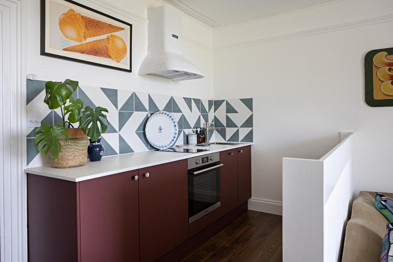 Paramount Apartments Ilfracombe, Arty Seaside Holiday Apartments מראה חיצוני תמונה
