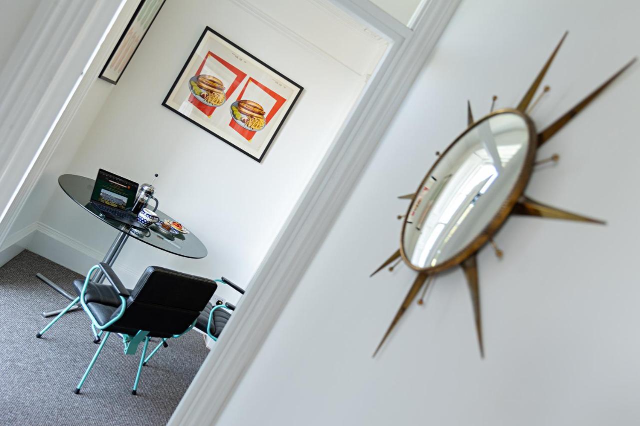 Paramount Apartments Ilfracombe, Arty Seaside Holiday Apartments מראה חיצוני תמונה